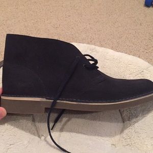 Clarks Mens size 12 Brand New navy chukka boots!